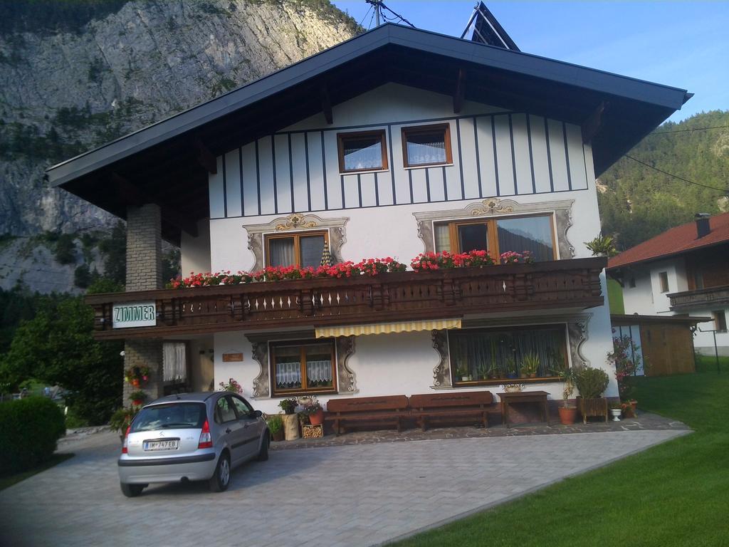 Haus Scholl Bed and Breakfast Nassereith Exterior foto